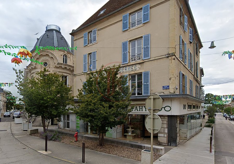 Local commercial de 161.53m2