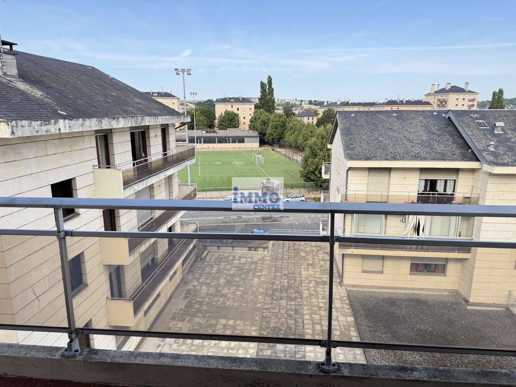 Appartement type 3 avec balcons cave parking intérieur — photo 3
