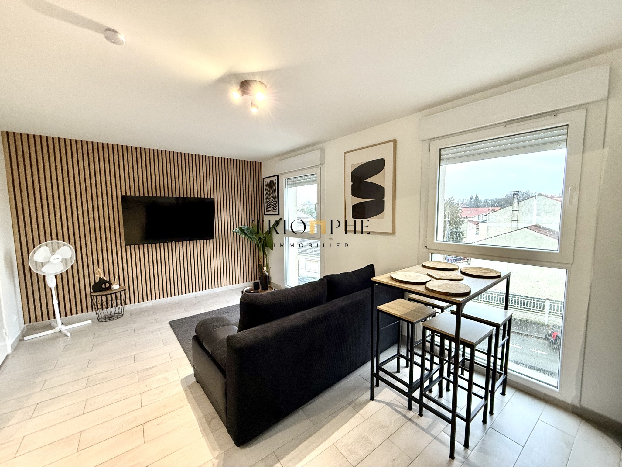 Immeuble à Montreuil   234,60 m2   13 pièces   Idéal Investissement Airbnb — photo 2