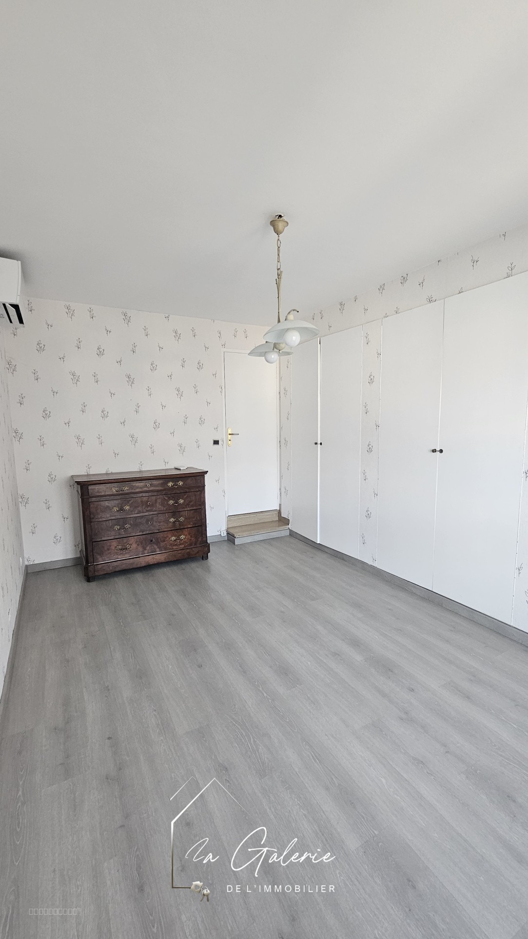T4 DERNIER ETAGE VUE IMPRENABLE GRENOBLE — photo 8
