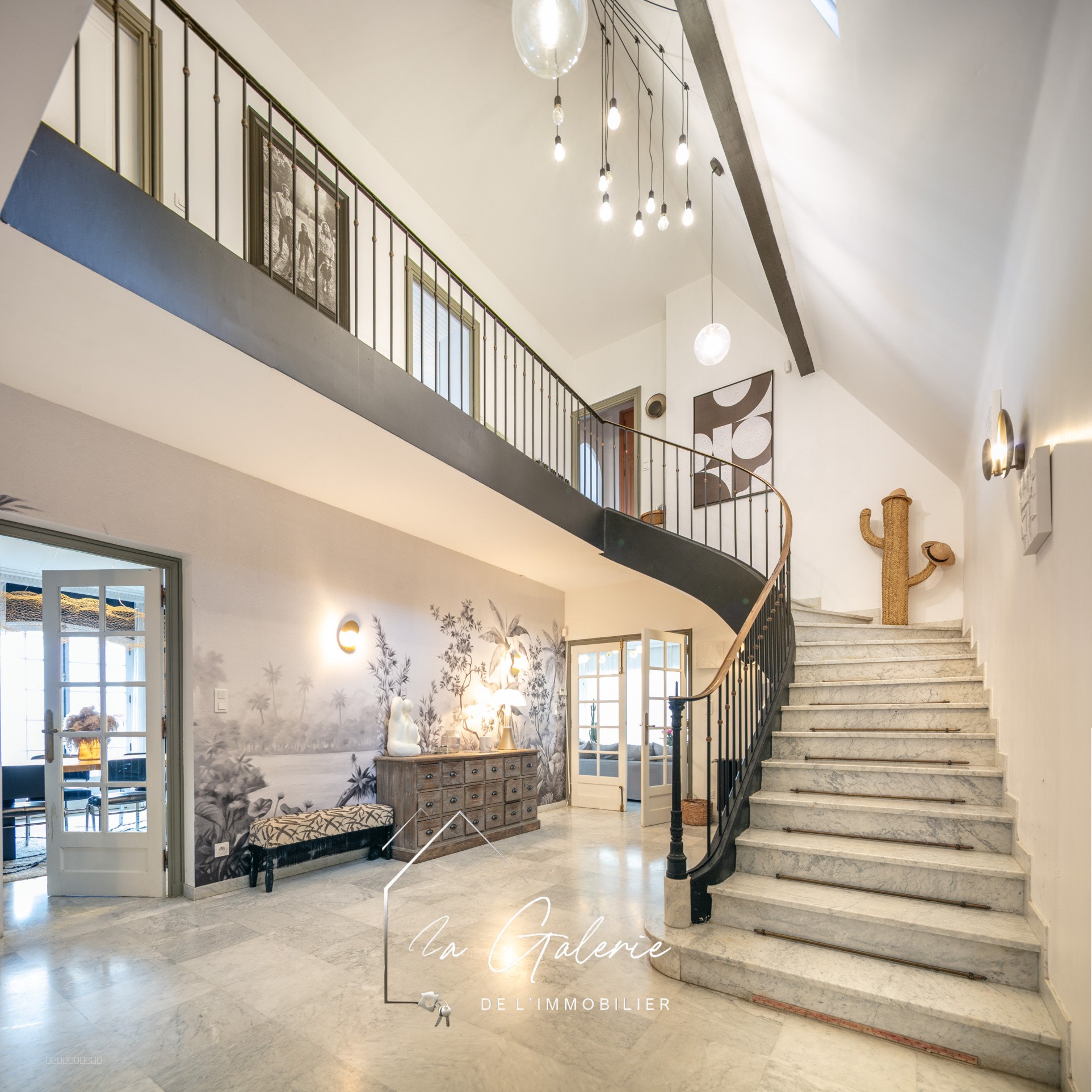 MAISON DE PRESTIGE A LA COTE SAINT ANDRE — photo 2