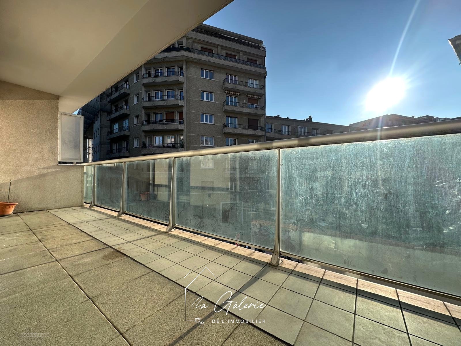 T3 EUROPOLE AVEC BALCON — photo 4