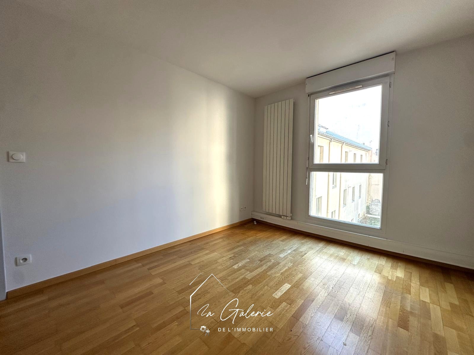 T3 EUROPOLE AVEC BALCON — photo 3