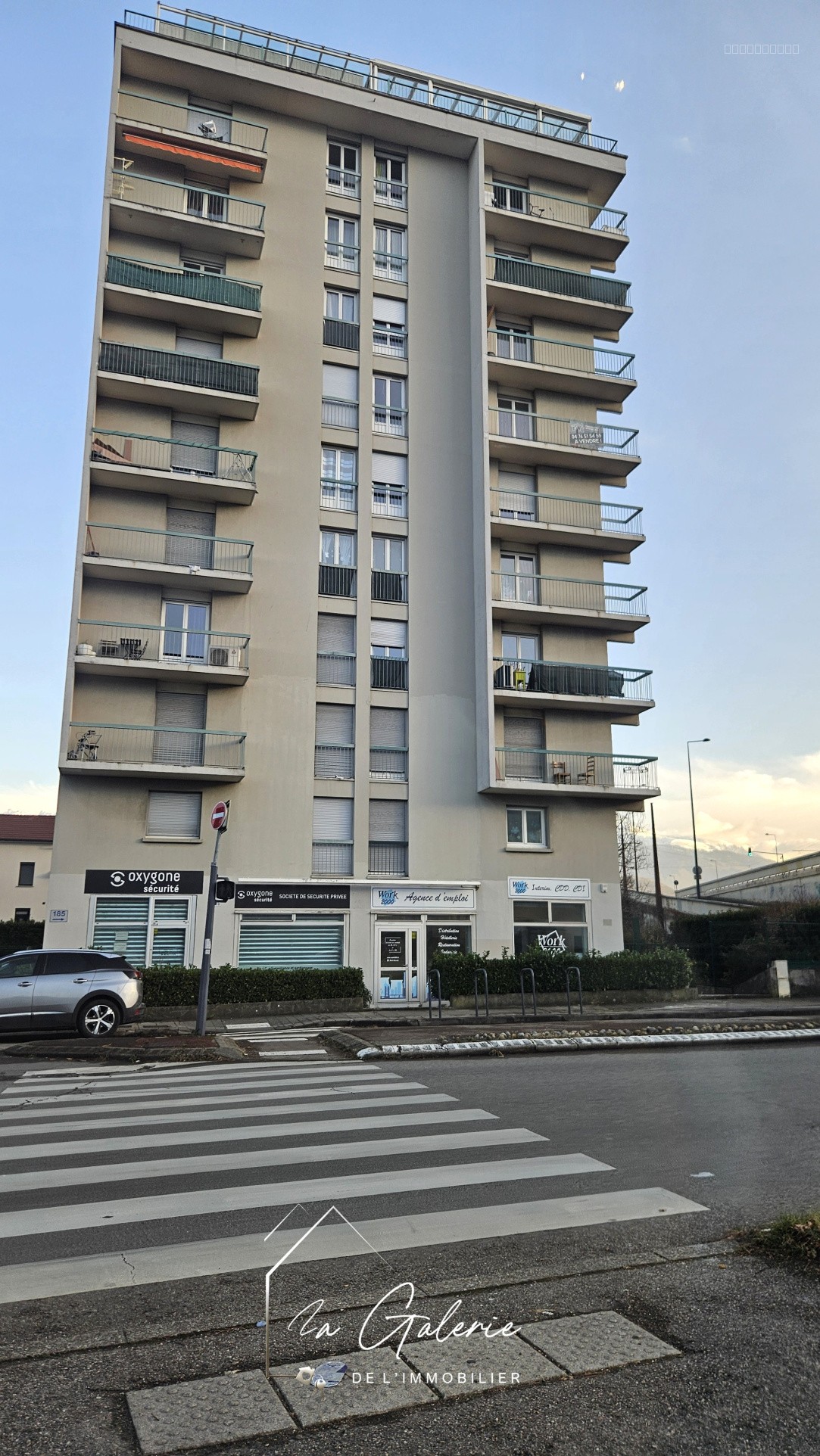 T4 DERNIER ETAGE VUE IMPRENABLE GRENOBLE — photo 13