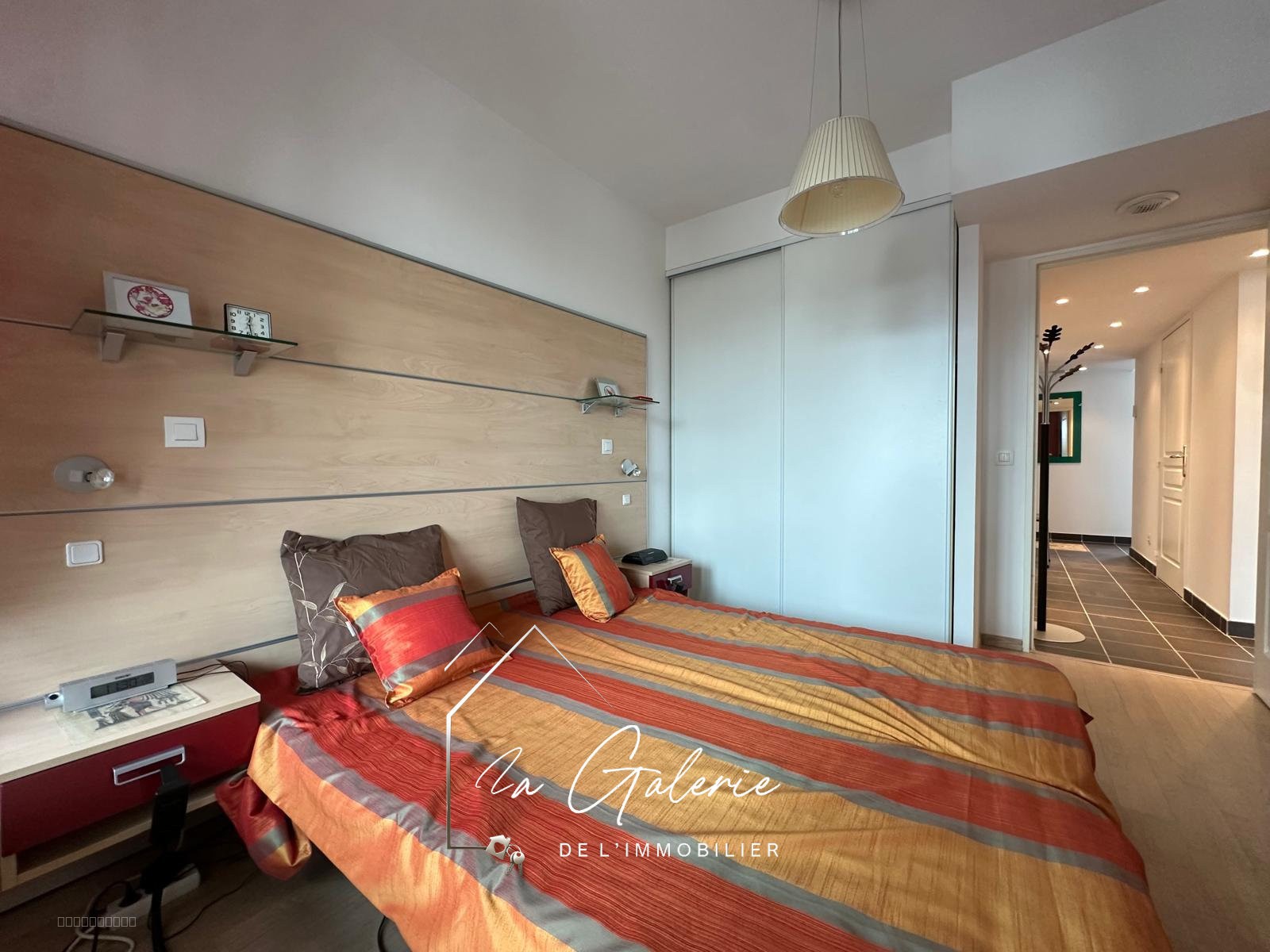 APPARTEMENT T4 CASERNE DE BONNE AVEC EXTERIEURS — photo 6