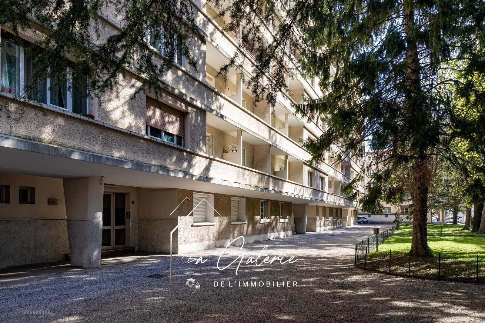 SPECIAL INVESTISSEUR T2 PROCHE GRANDS BOULEVARDS — photo 2