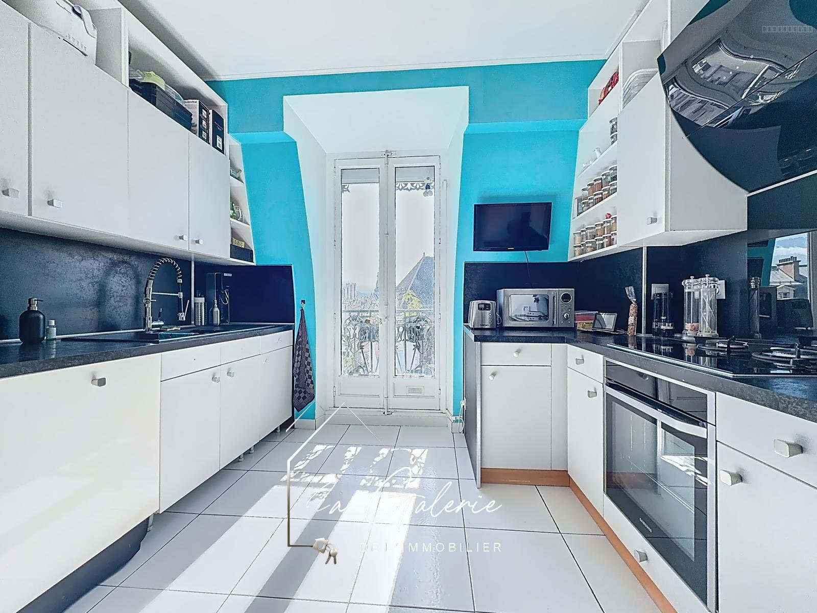 Appartement Haussmannien de 117m2 en Hyper centre de Grenoble — photo 5