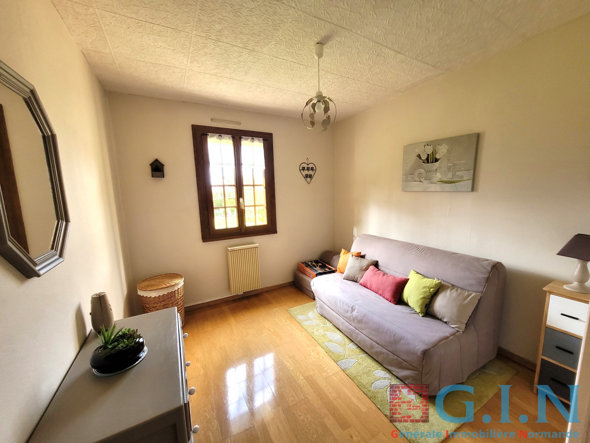 Maison plain-pied 5 pièces 94m2 avec garage et dépendance — photo 10