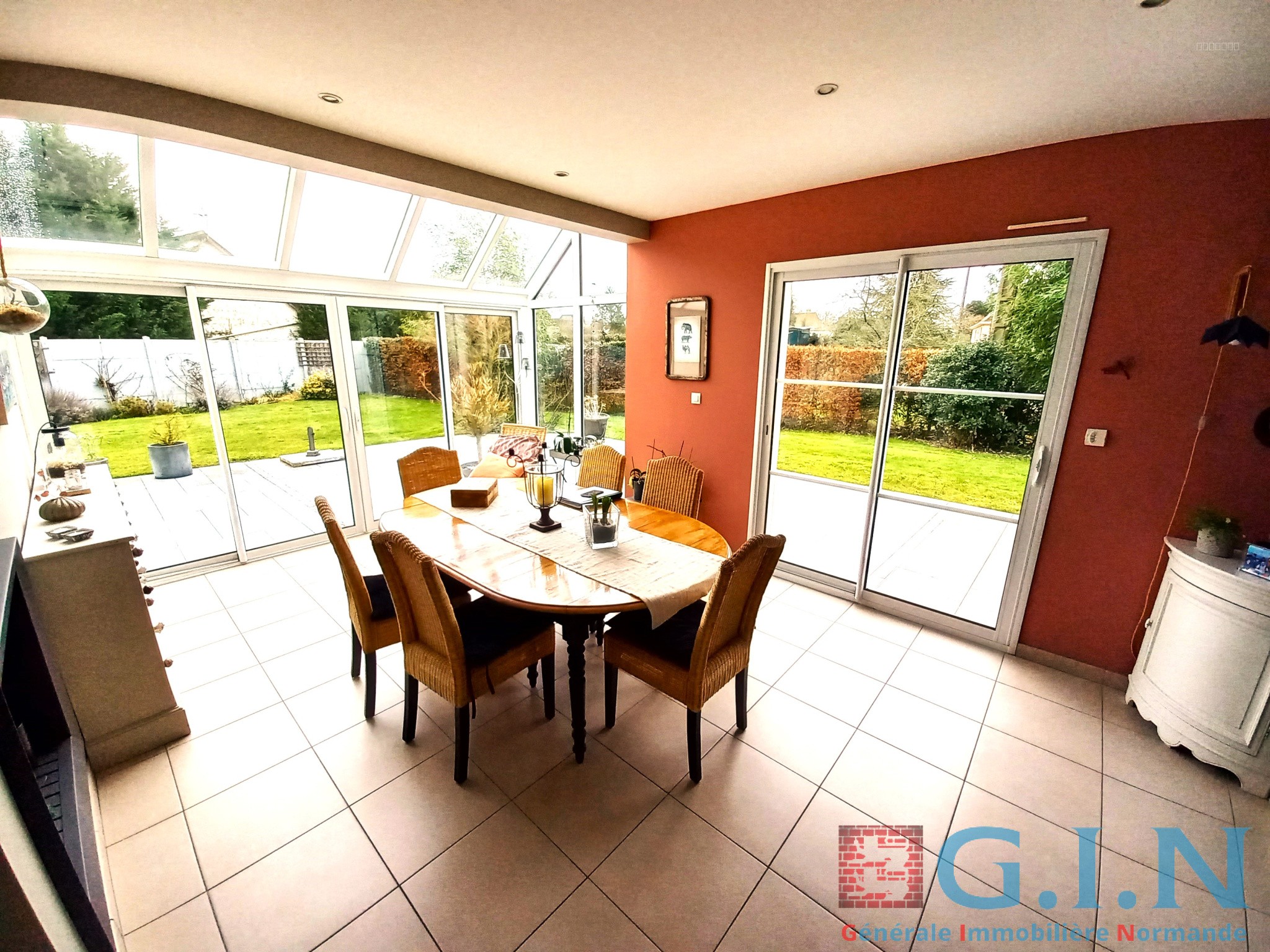 MAISON AU CALME AVEC PISCINE LA LONDE — photo 3