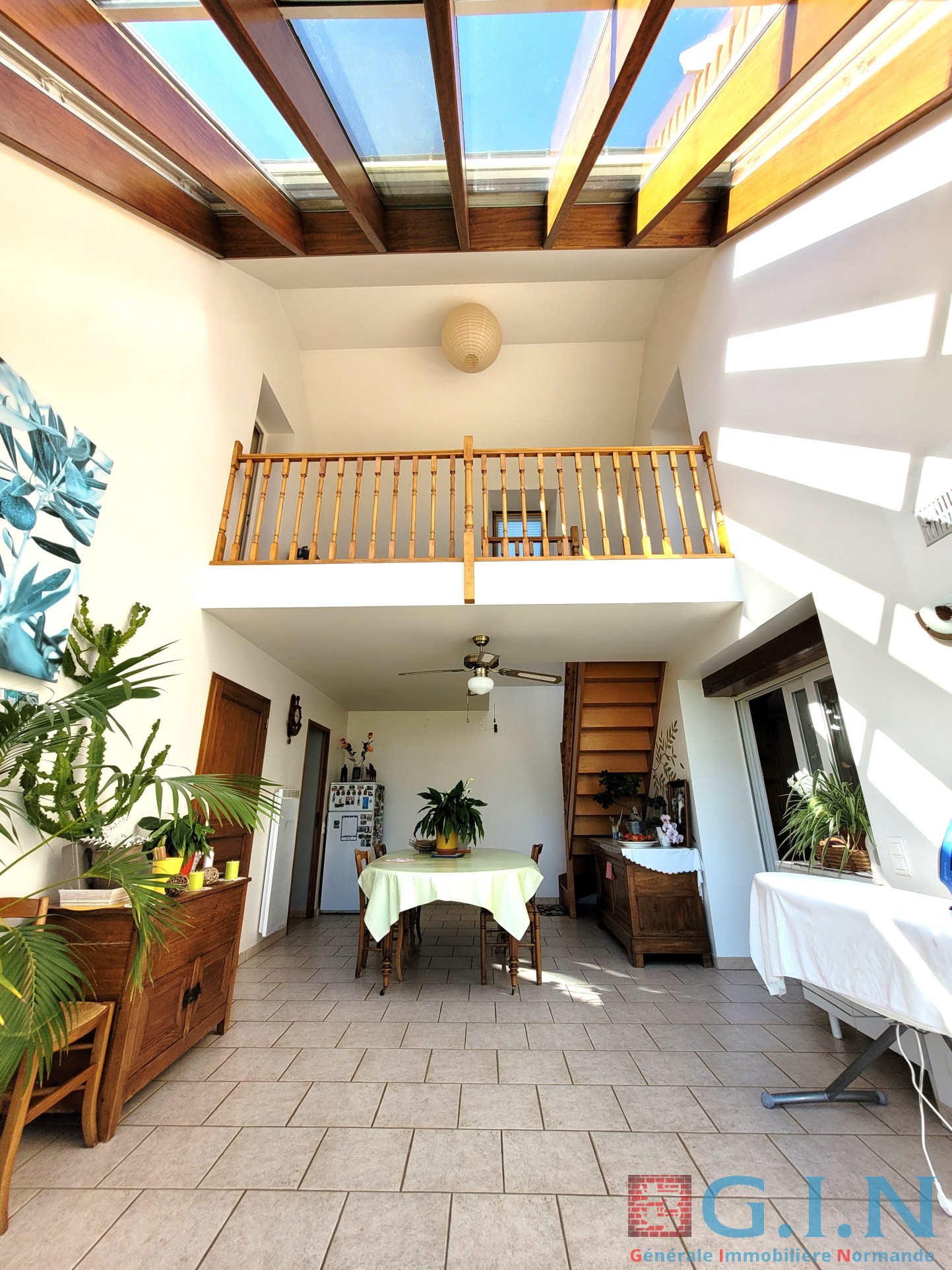2 MAISONS 215M2 AVEC 2236M2 DE TERRAIN. — photo 10