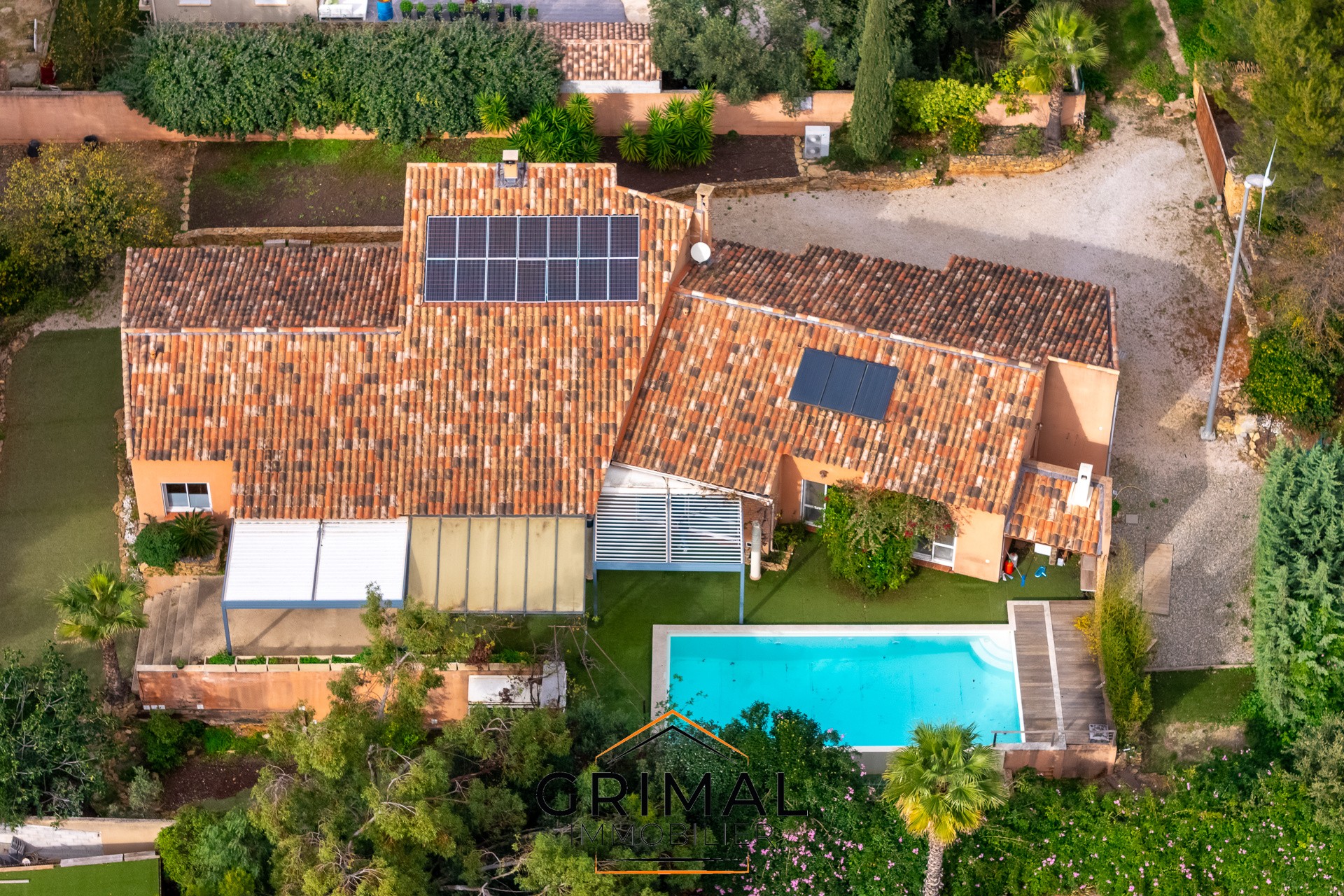 Villa contemporaine sur 10 000m2 de terrain - Clos Saint elois - La ciotat — photo 2