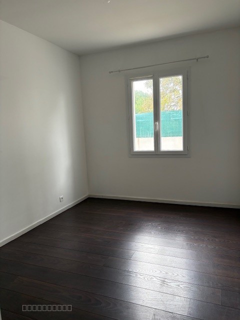 AGRÉABLE LOTISSEMENT AU COEUR D'UN ESPACE BOISÉ — photo 6