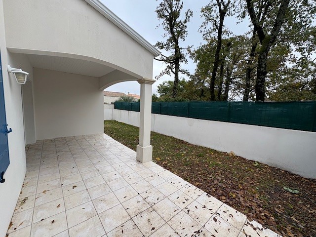 AGRÉABLE LOTISSEMENT AU COEUR D'UN ESPACE BOISÉ — photo 10