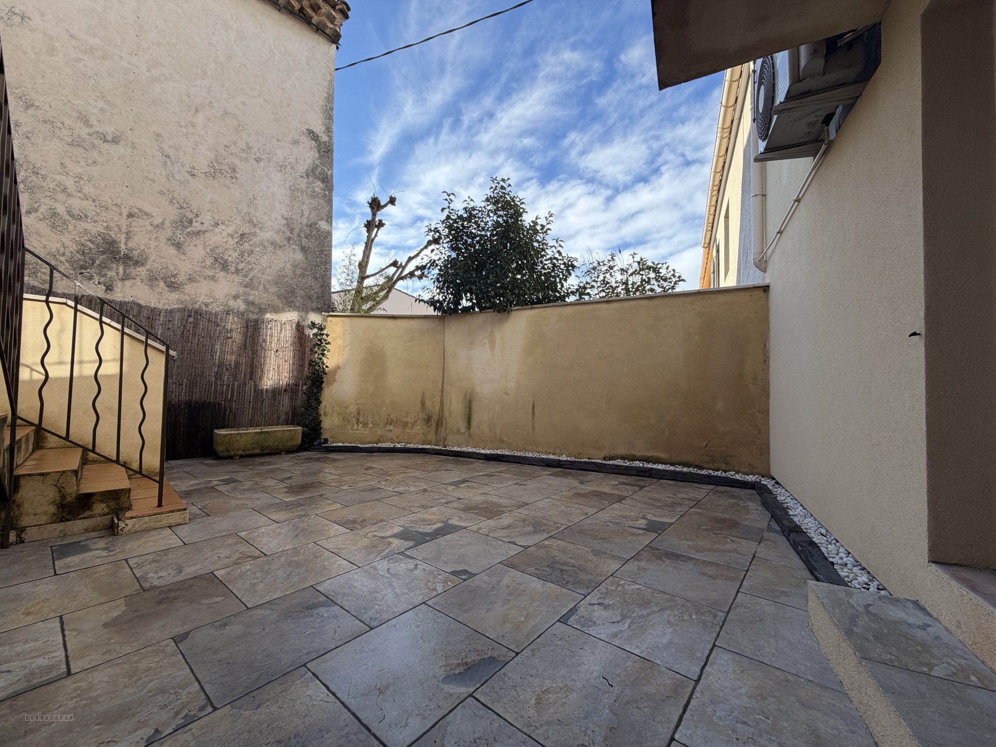 Appartement T2 meublé avec extérieur — photo 8