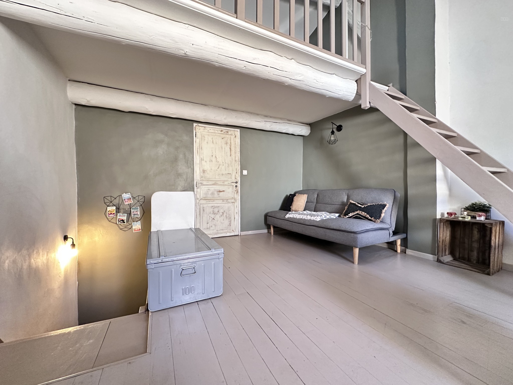 FRAIS D'AGENCE OFFERTS - CHARMANTE MAISON DE VILLE MEUBLE — photo 5