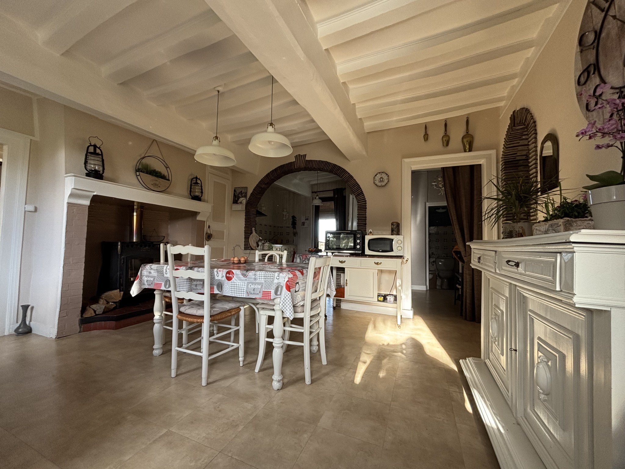 LONGERE — photo 4