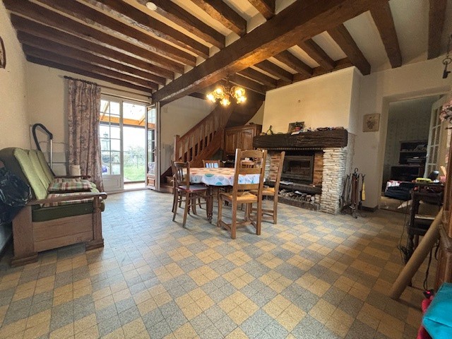 LONGERE — photo 3
