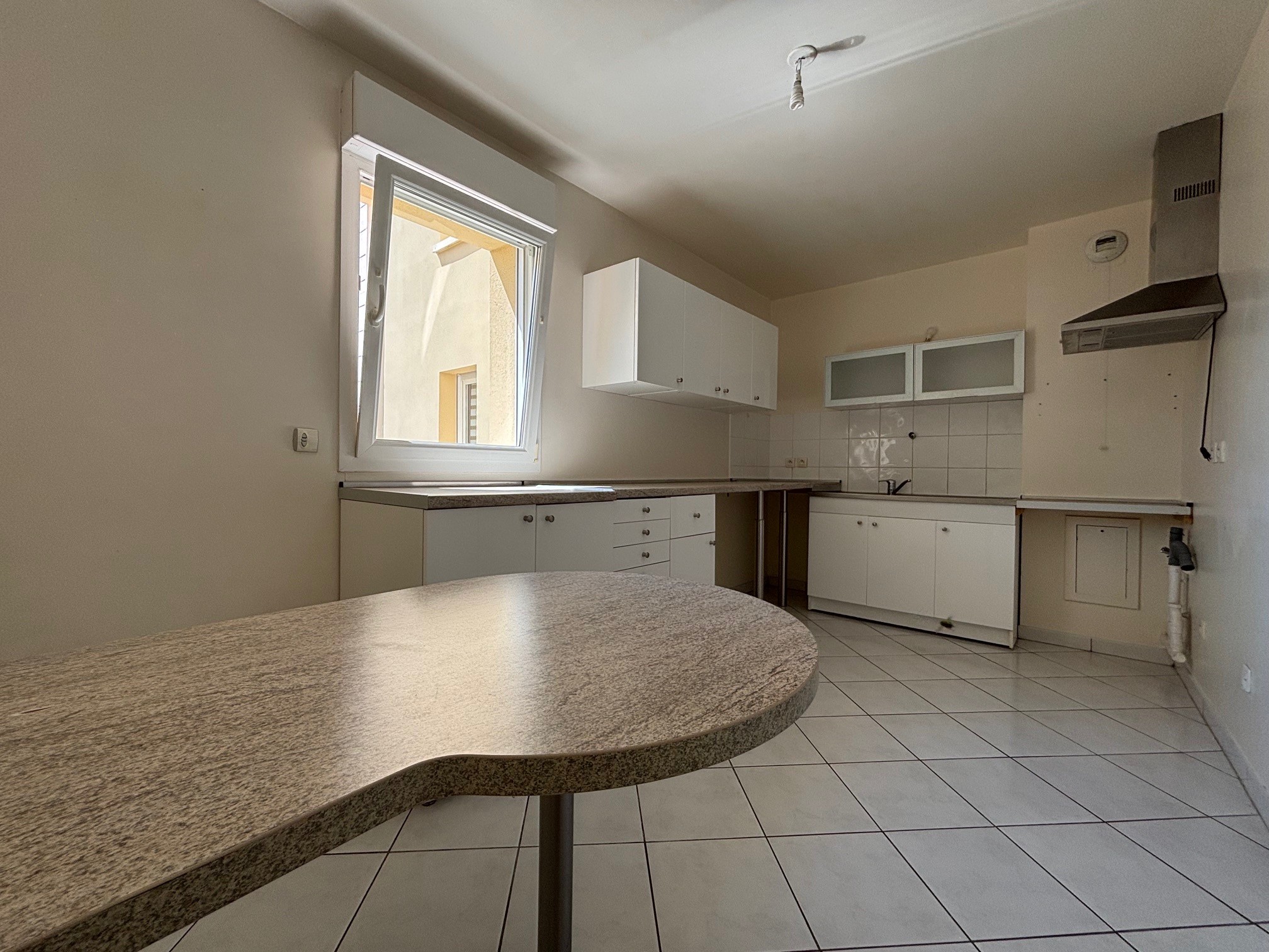 APPARTEMENT STANDING T4 — photo 2