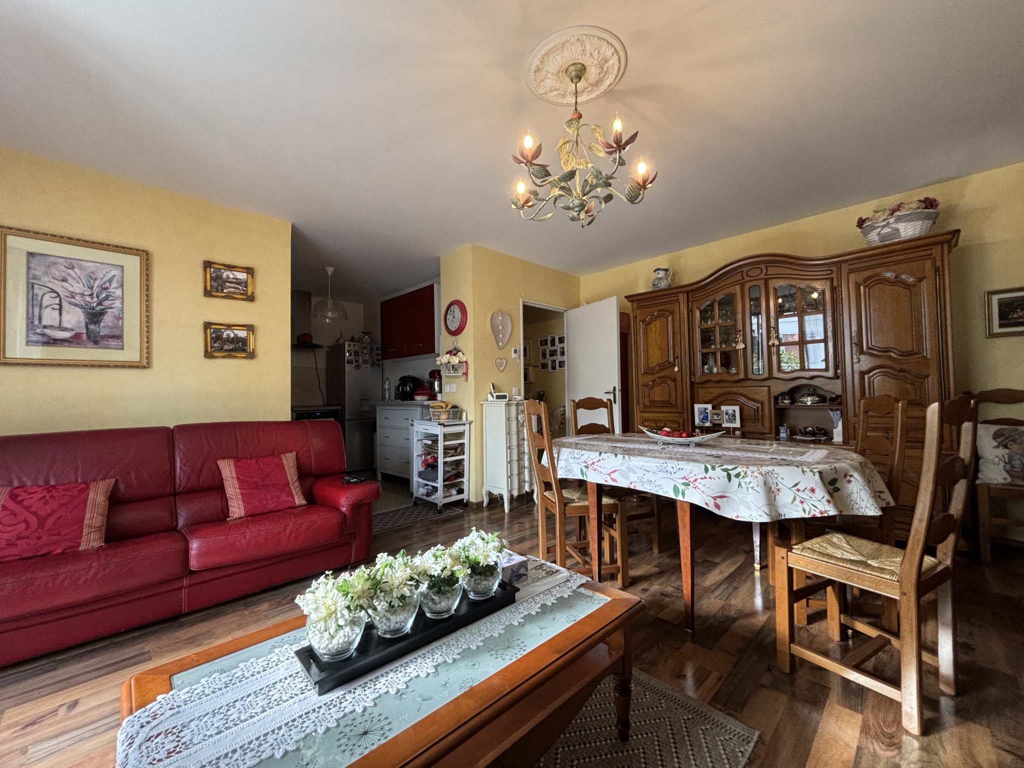 APPARTEMENT T3 AVEC LOCATAIRE EN PLACE — photo 2