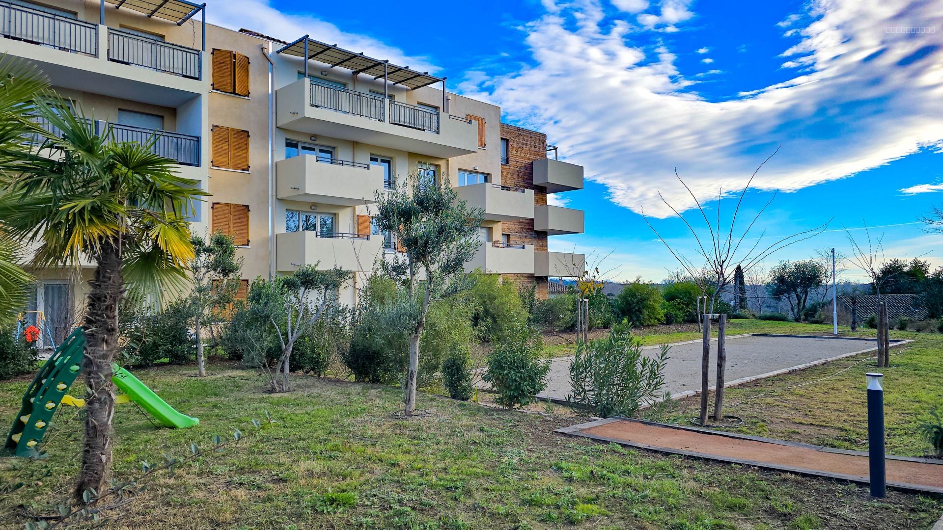 À VENDRE : Charmant T2 avec terrasse et stationnement Le Muy porche Fréjus — photo 9