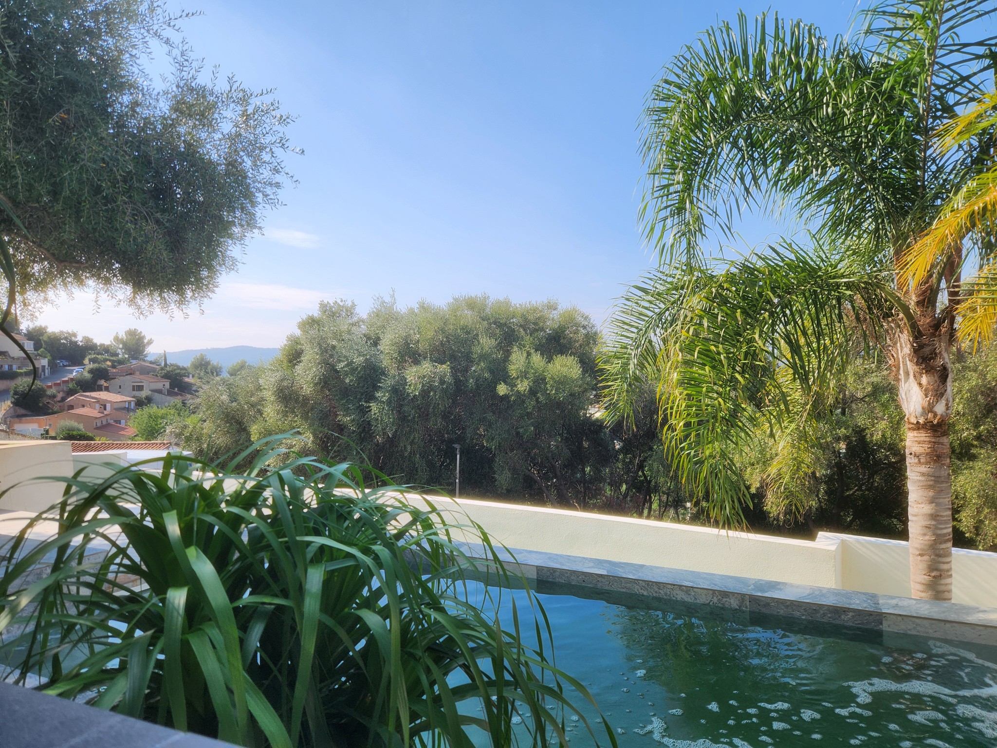 Villa rénovée - Lavandou -Vue panoramique - garage — photo 2