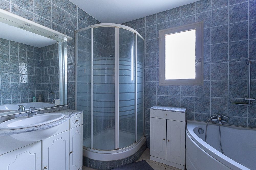 Très belle villa avec piscine à La Londe les Maures — photo 4