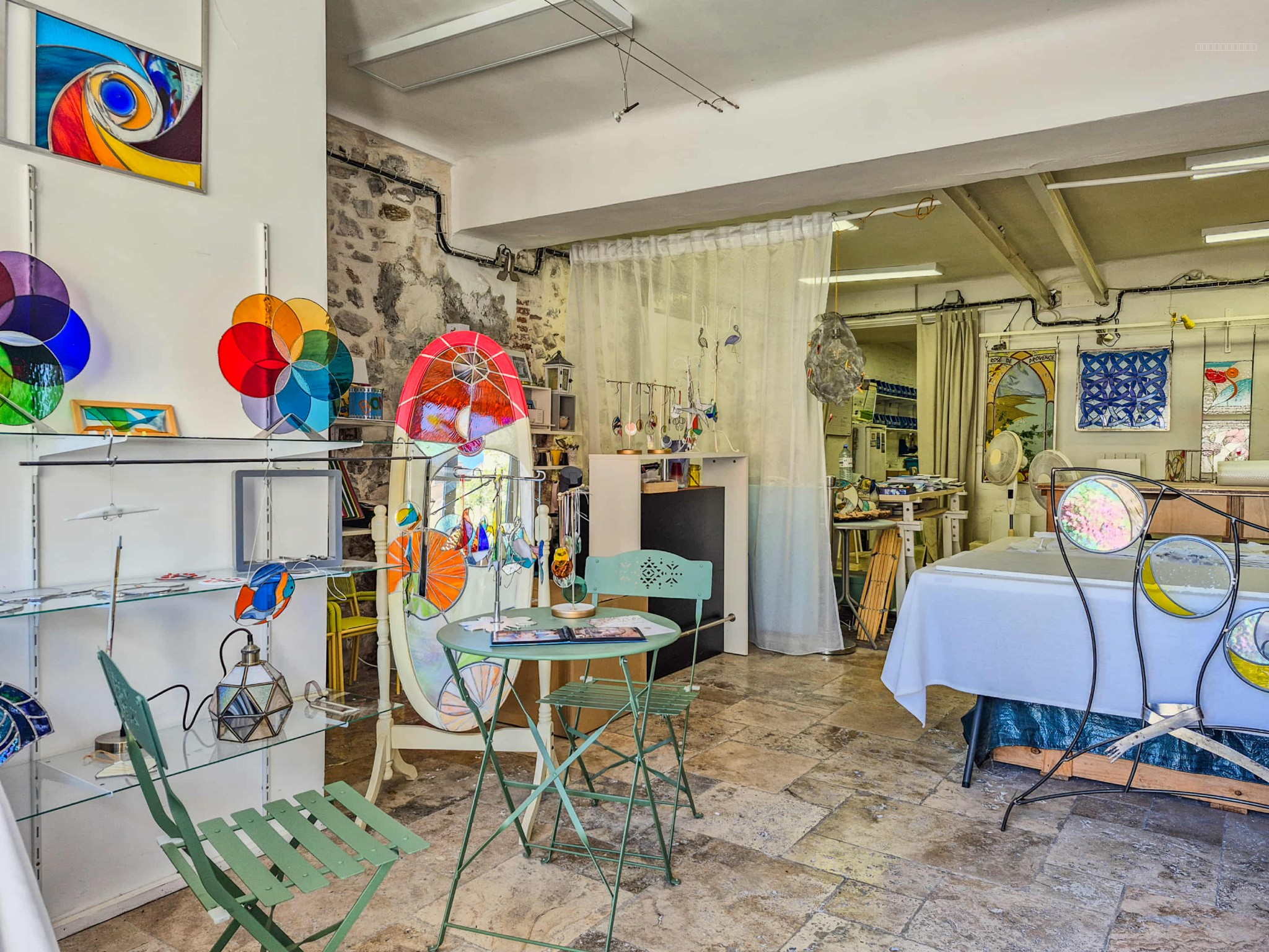 Local commercial artistique   cœur historique de Hyères   80m2 — photo 3