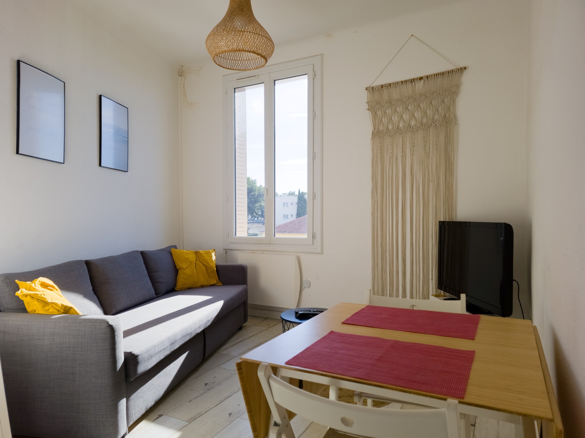 Duplex au dernier étage avec vue mer   Corniche de Toulon — photo 2