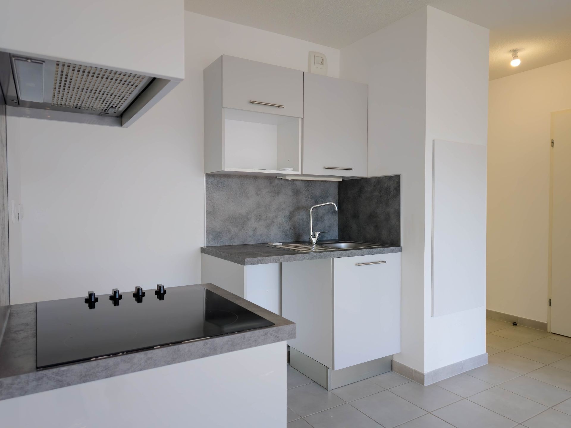 À VENDRE : Charmant T2 avec terrasse et stationnement Le Muy porche Fréjus — photo 4