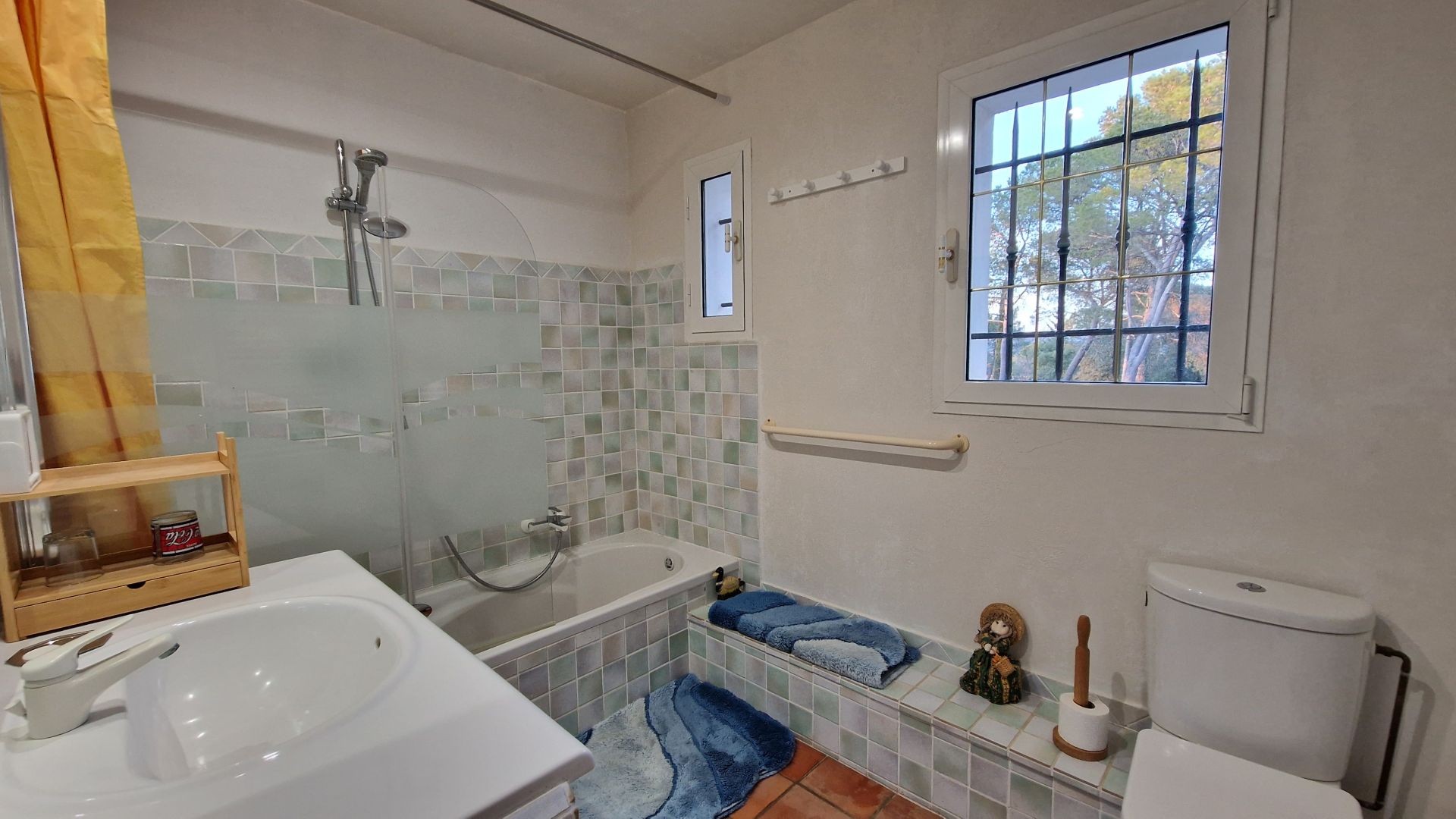 Villa Provençale 9 P / 6 Ch (SH 218 m2) au CANNET DES MAURES — photo 12
