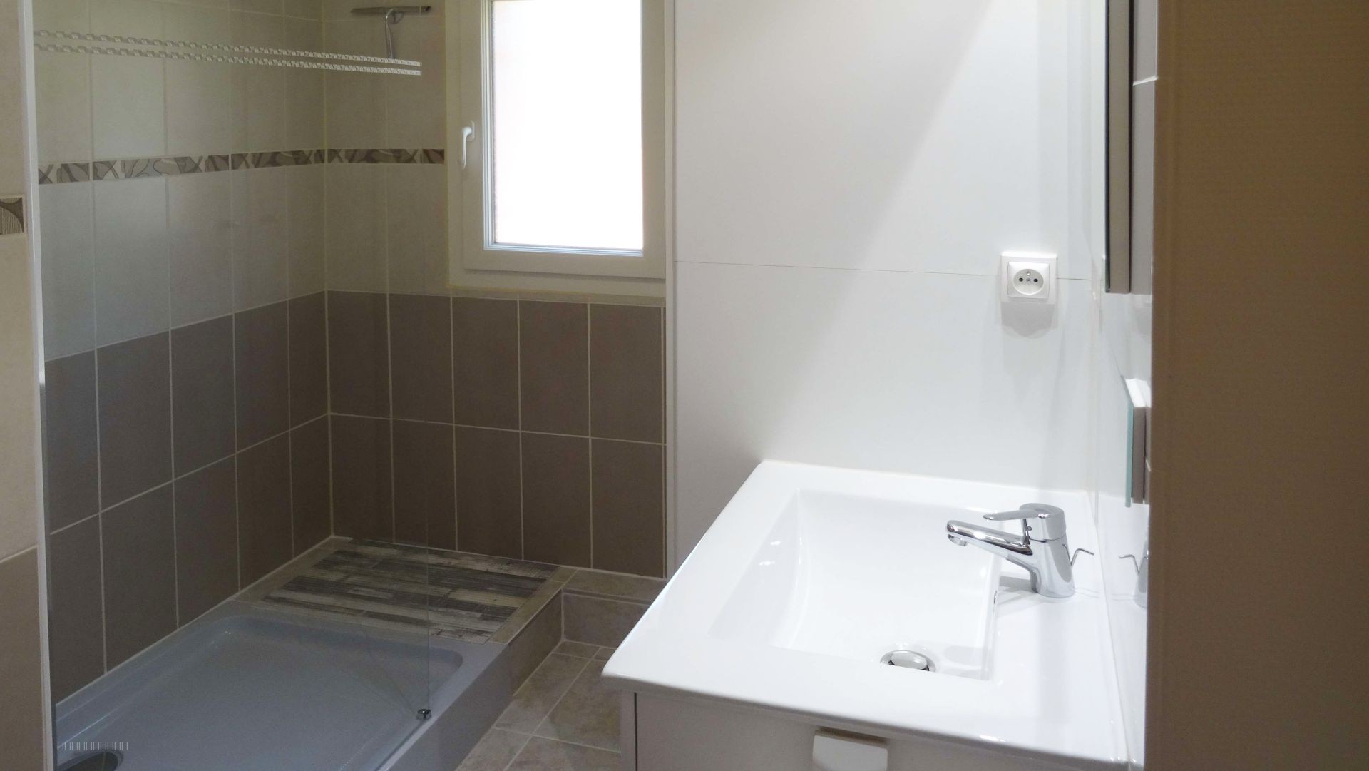 Villa haut de gamme de 180m2 à Brignoles - 8P - 6 Ch — photo 18