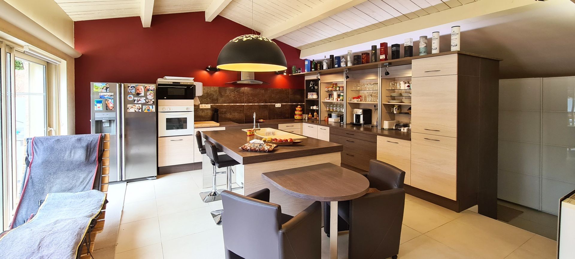 Villa haut de gamme de 180m2 à Brignoles - 8P - 6 Ch — photo 8