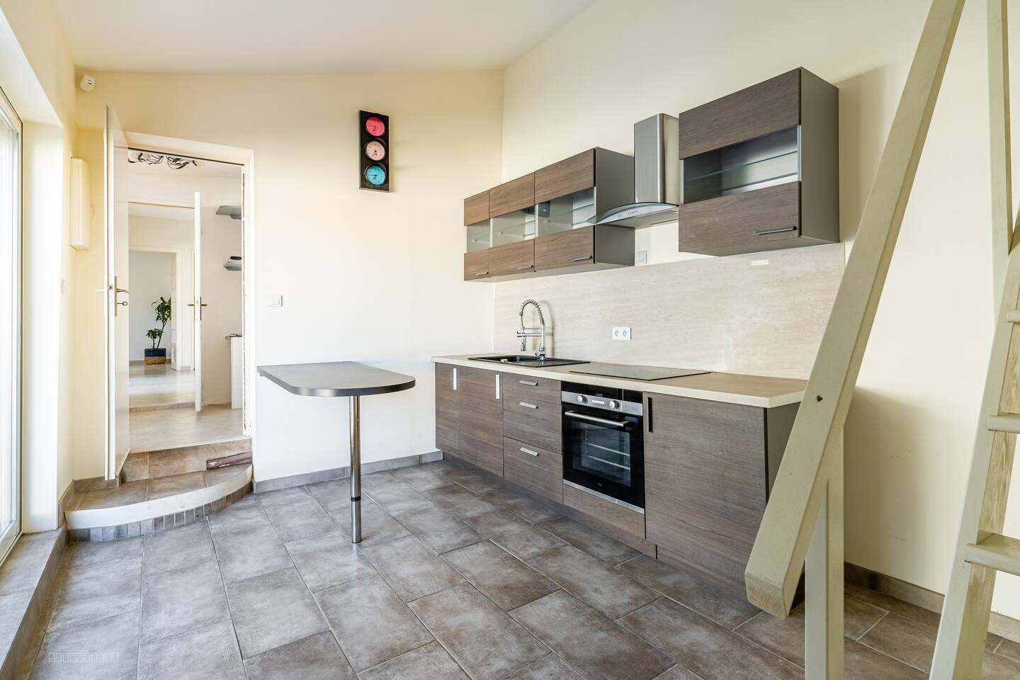 A 350m MER/Plage, CALME, MAISON 200m2, 5 chbres + Studio, JARDIN, PISCINE et PKGS — photo 18