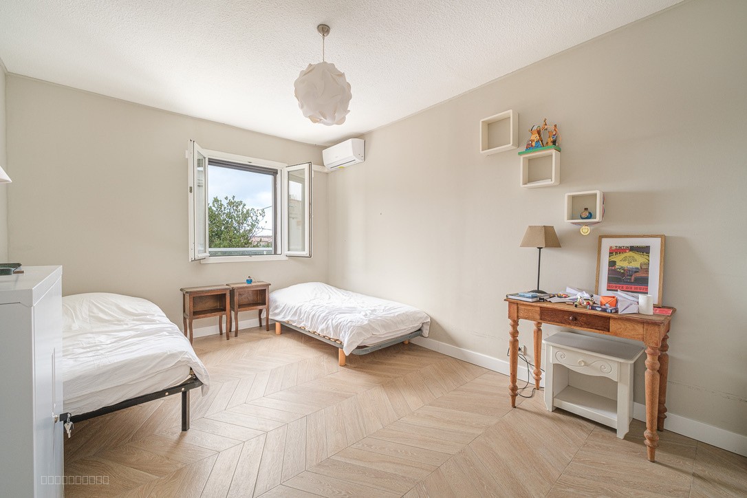 A 350m MER/Plage, CALME, MAISON 200m2, 5 chbres + Studio, JARDIN, PISCINE et PKGS — photo 14