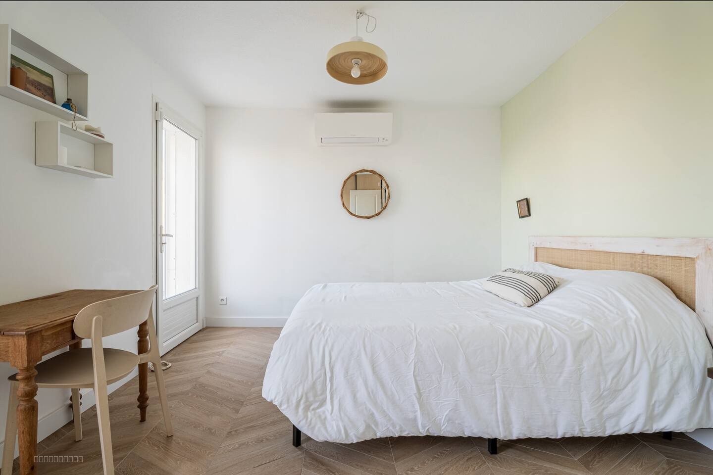 A 350m MER/Plage, CALME, MAISON 200m2, 5 chbres + Studio, JARDIN, PISCINE et PKGS — photo 8