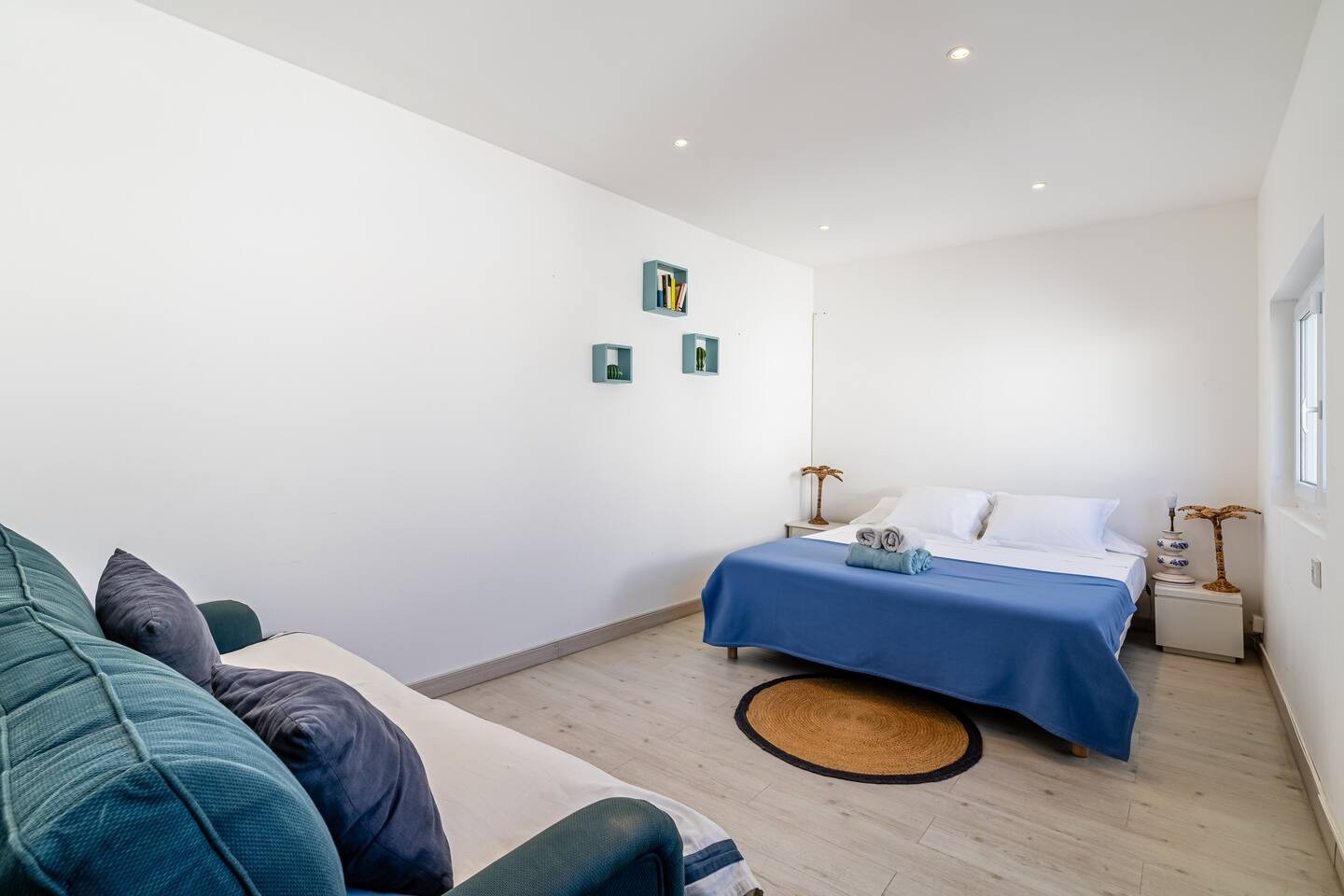 A 350m MER/Plage, CALME, MAISON 200m2, 5 chbres + Studio, JARDIN, PISCINE et PKGS — photo 9