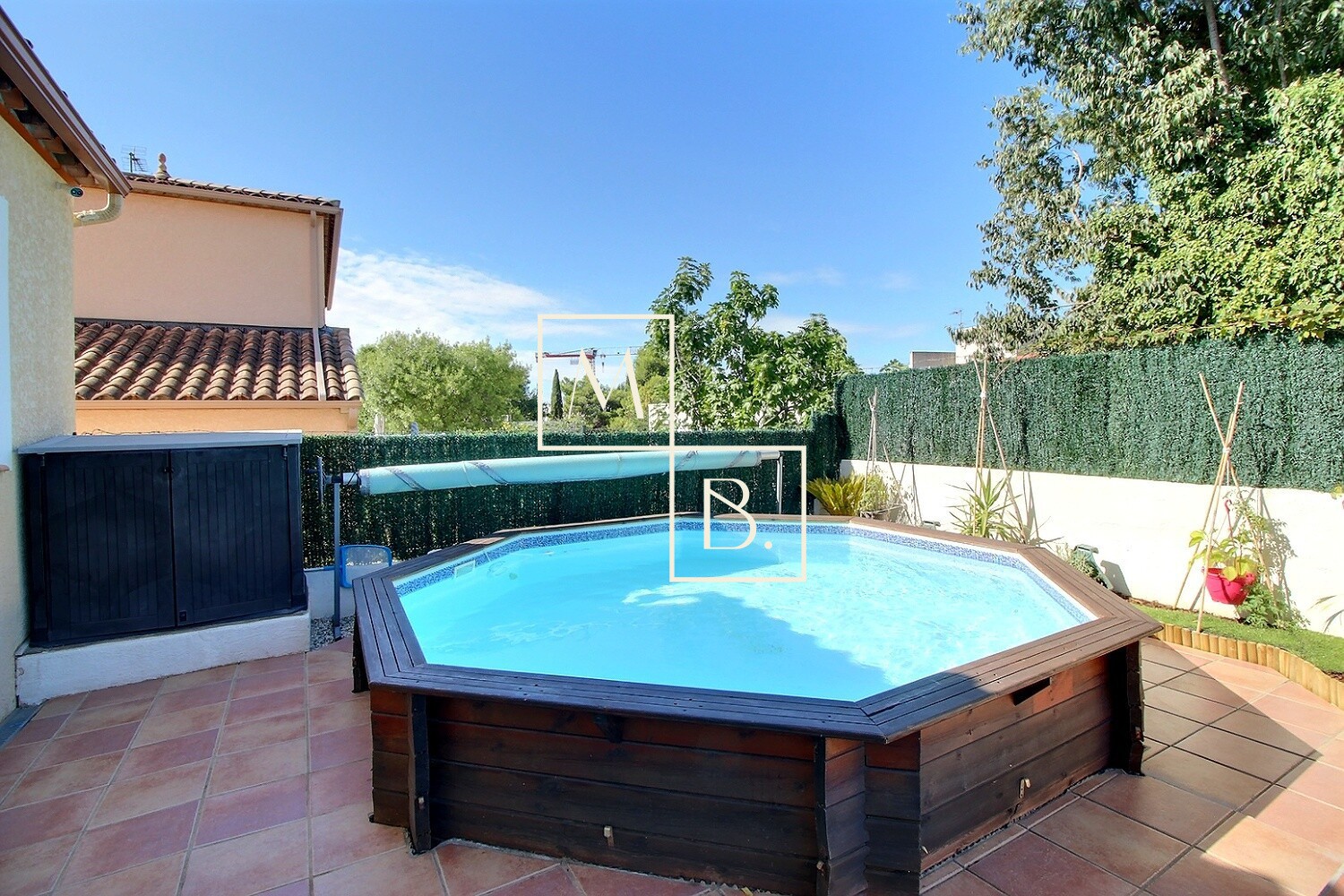 Montpellier, Ovalie / Bagatelle, Maison 5 pièces de 100 m2 avec 4 chambres, garage et jardin avec piscine — photo 2