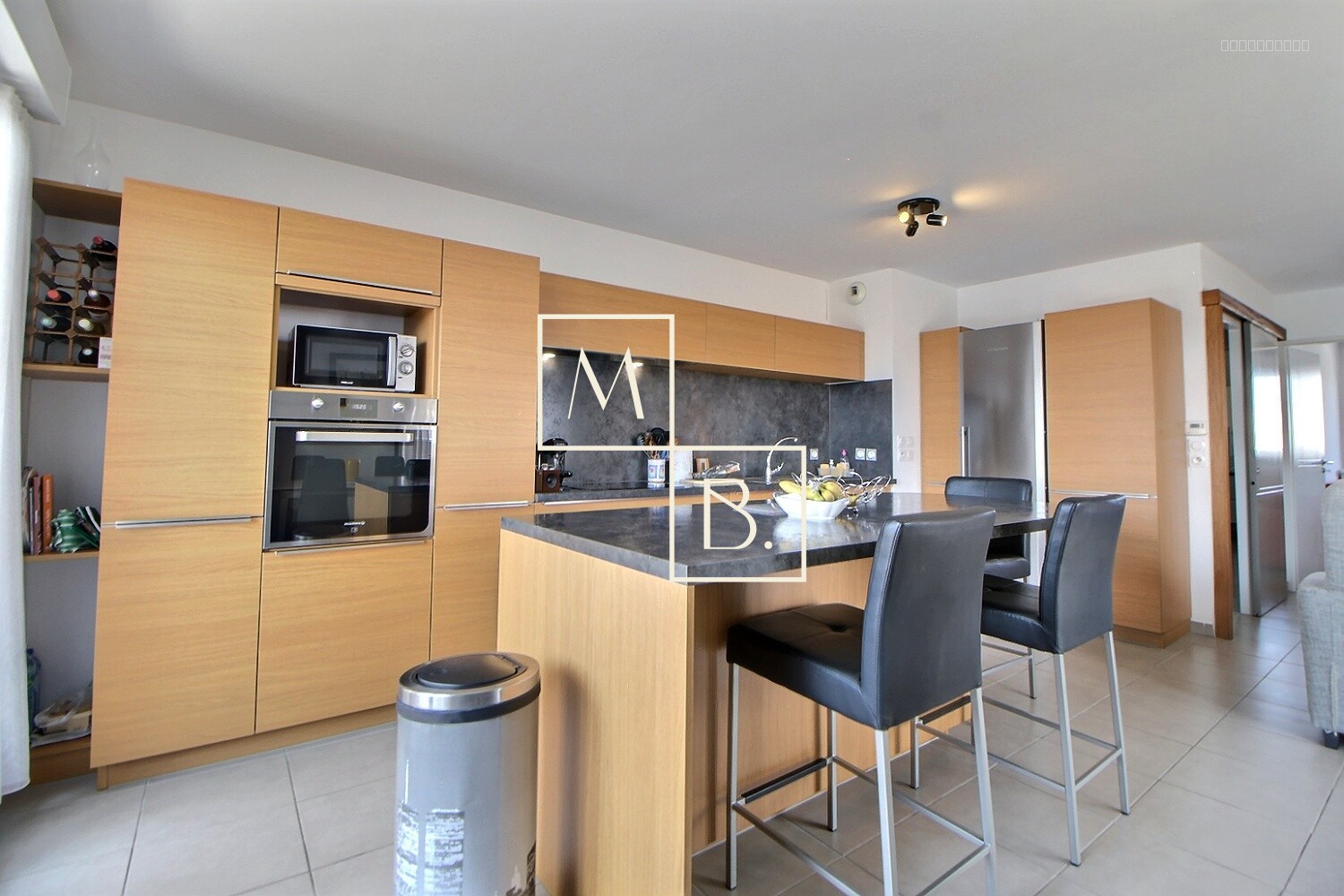 Montpellier, OVALIE, Appartement toit terrasse 4 pièces de 91m2 avec terrasses et 2 parkings — photo 7