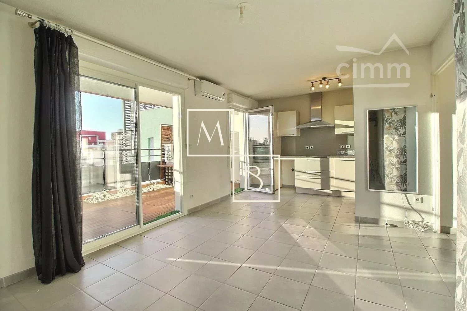 Appartement T3 de 60 m2 avec terrasse de 15 m2, parking et cave — photo 7