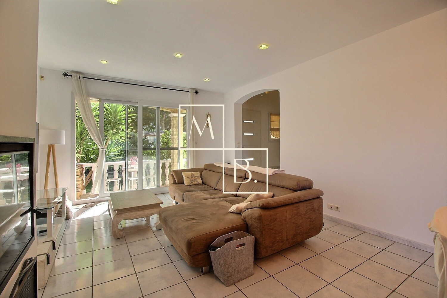 Montpellier, Ovalie / Bagatelle, Maison 5 pièces de 100 m2 avec 4 chambres, garage et jardin avec piscine — photo 10