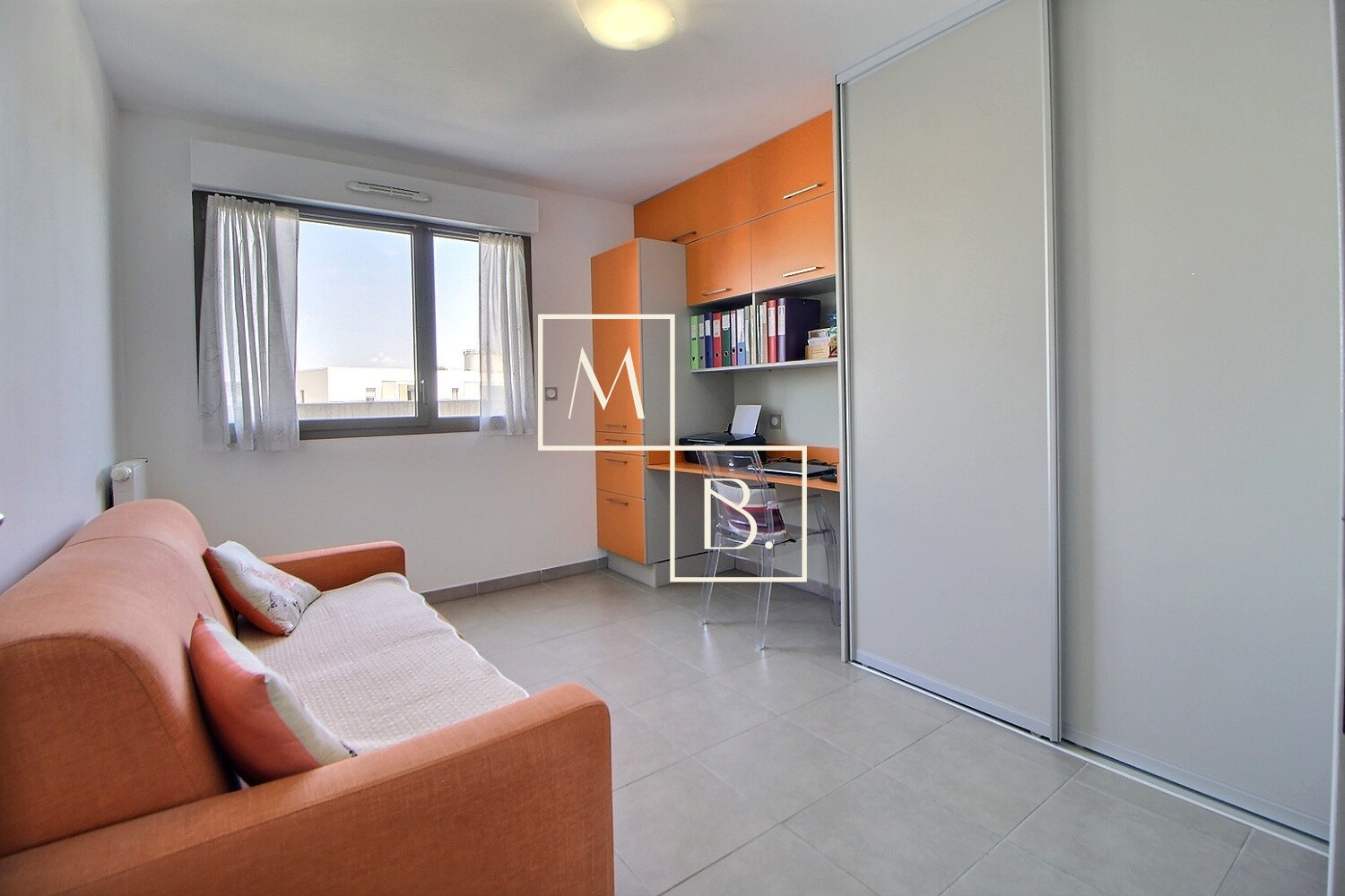 Montpellier, OVALIE, Appartement toit terrasse 4 pièces de 91m2 avec terrasses et 2 parkings — photo 11