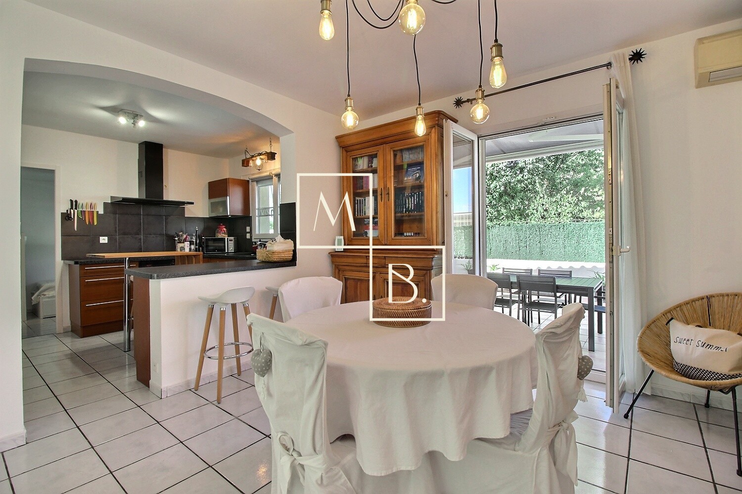 Montpellier, Ovalie / Bagatelle, Maison 5 pièces de 100 m2 avec 4 chambres, garage et jardin avec piscine — photo 15
