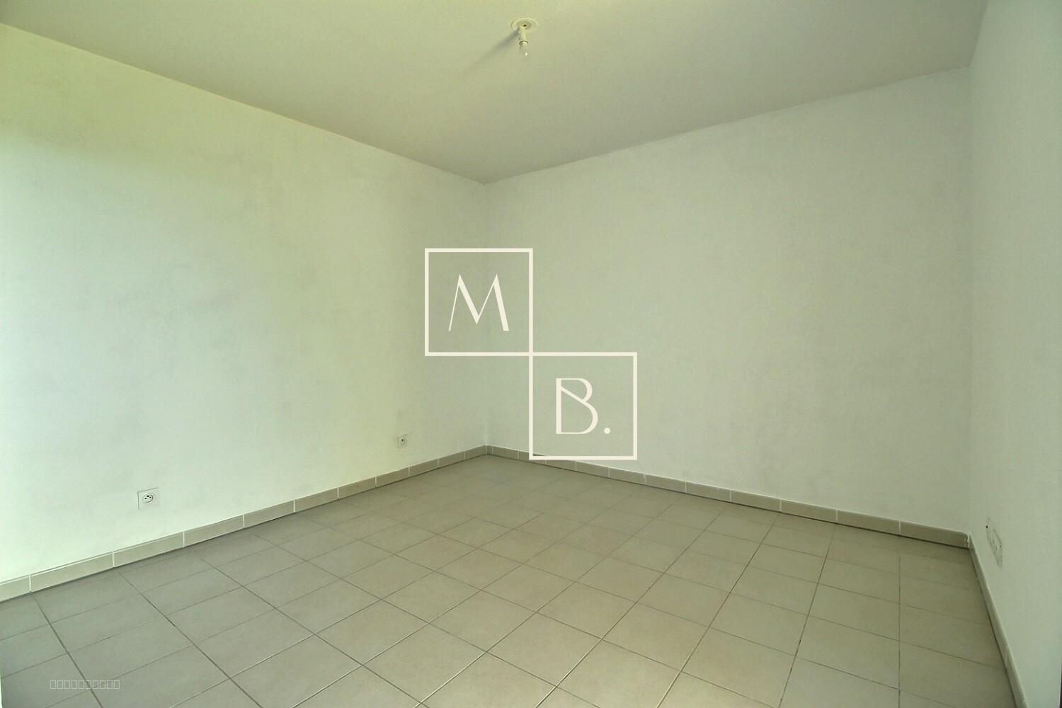 Montpellier, secteur Ovalie, appartement T2 de 46 m2 avec terrasse et parking — photo 12