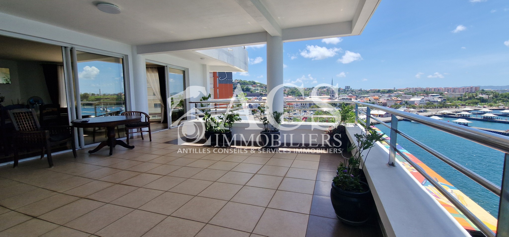 Appartement de standing avec vue mer et prestations haut de gamme à FORT-DE-FRANCE — photo 4
