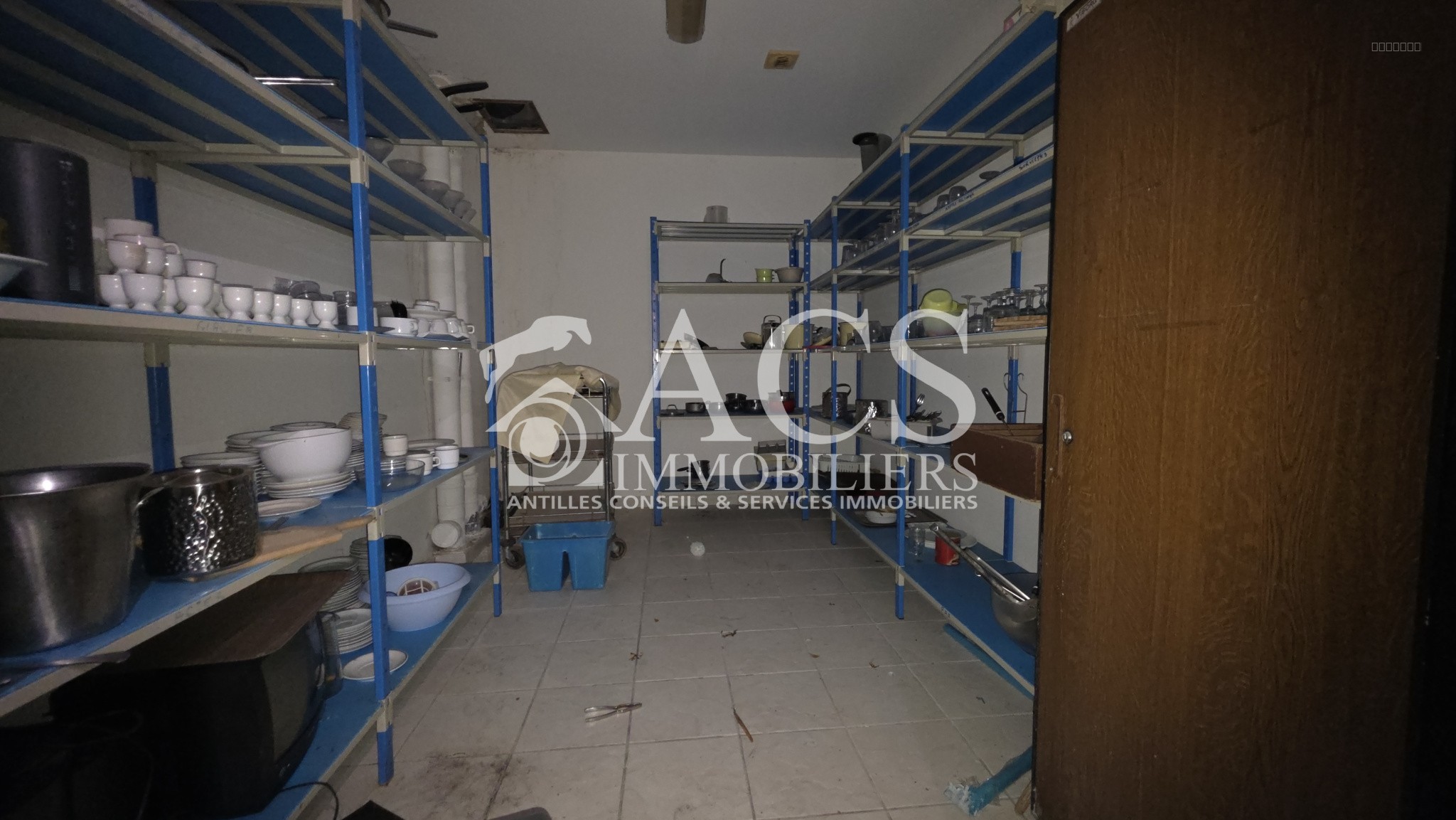 Local professionnel - Tartane — photo 3