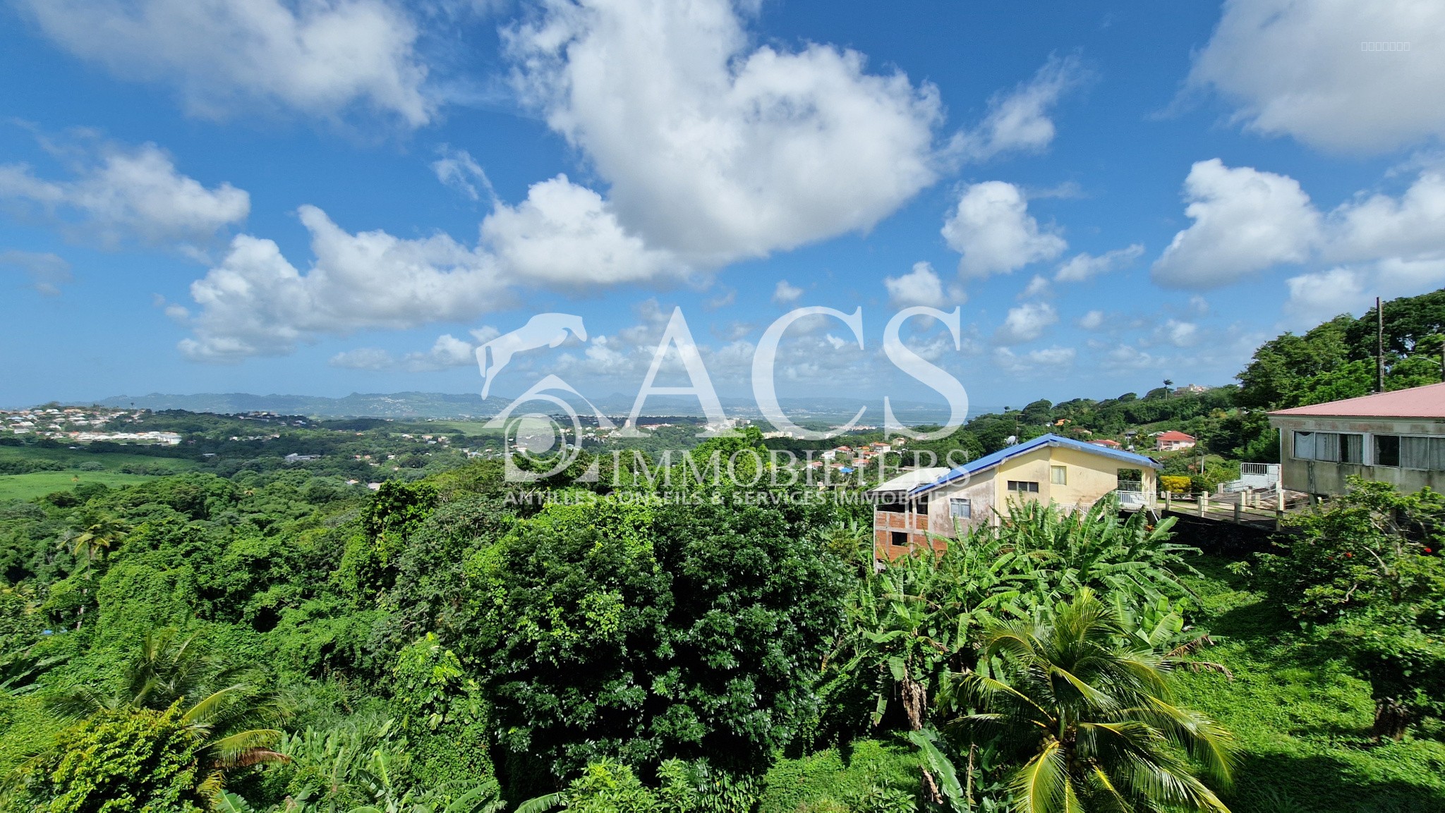 Maison 3 niveaux fort potentiel Fort de France — photo 7