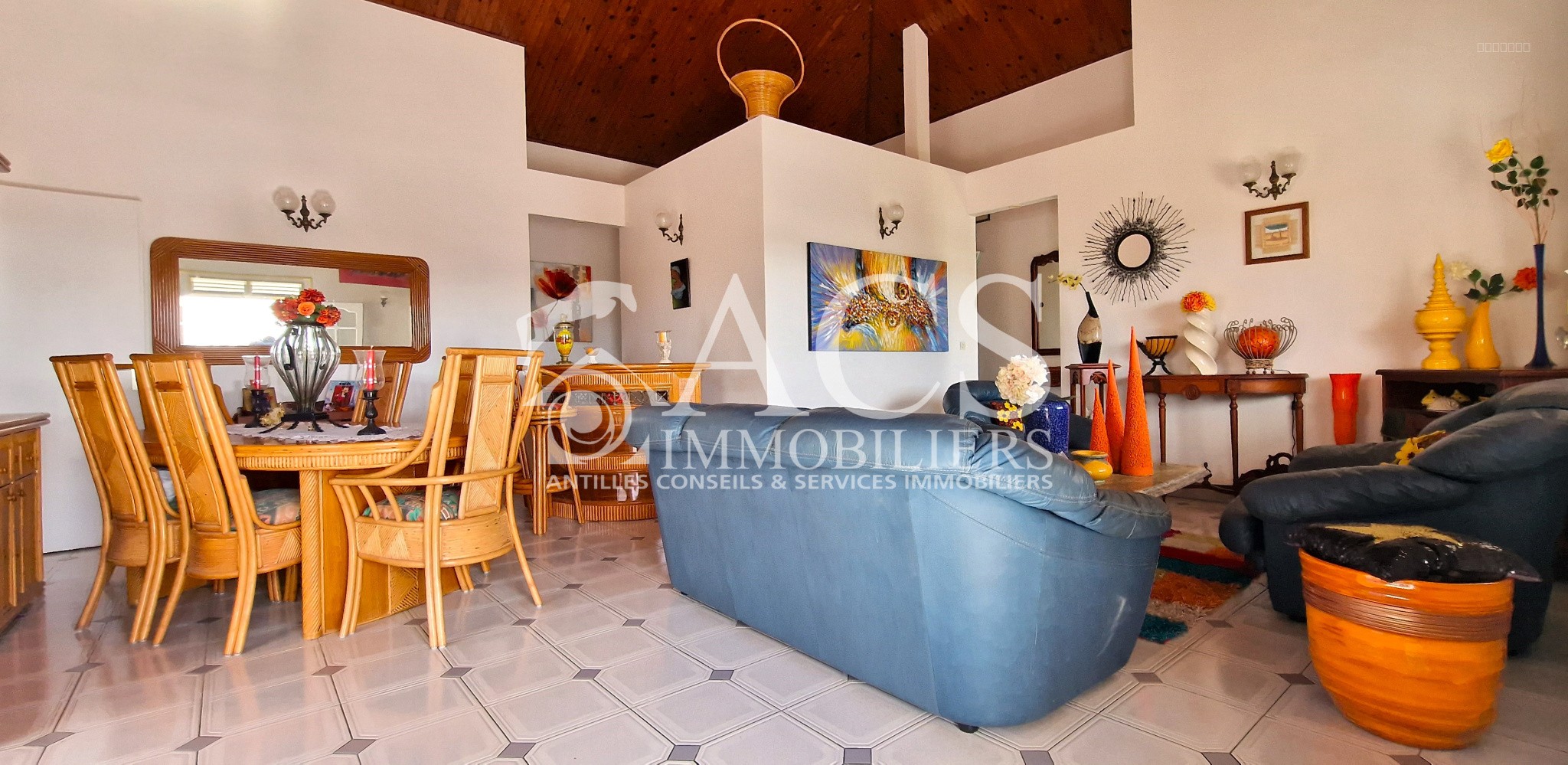 À vendre   Belle maison familiale avec jardin et vue dégagée à Saint Joseph, limite Fort-de-France — photo 3