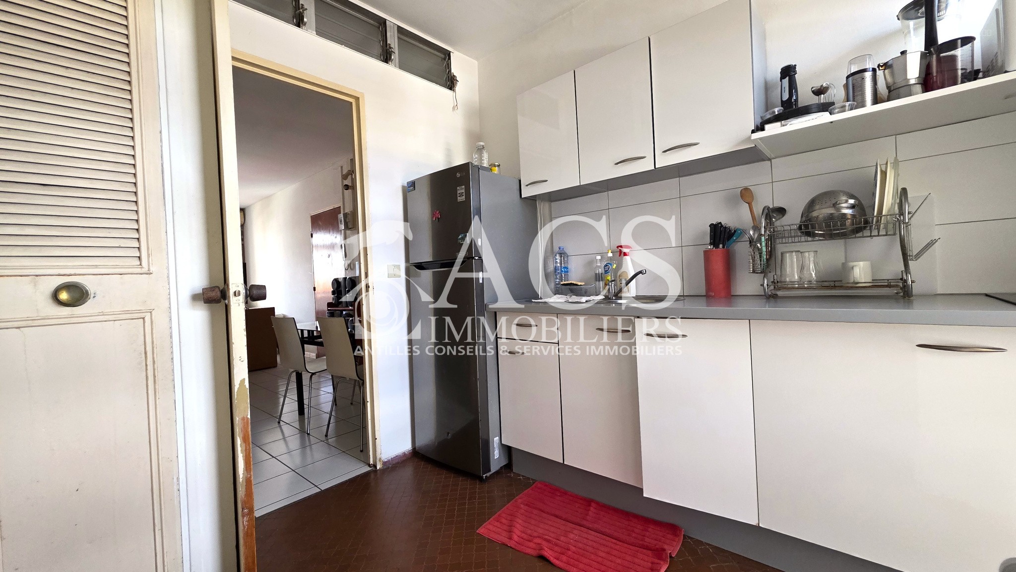 Studio avec balcon, vue mer et emplacement central   idéal résidence ou activité pro à FORT DE FRANCE — photo 3