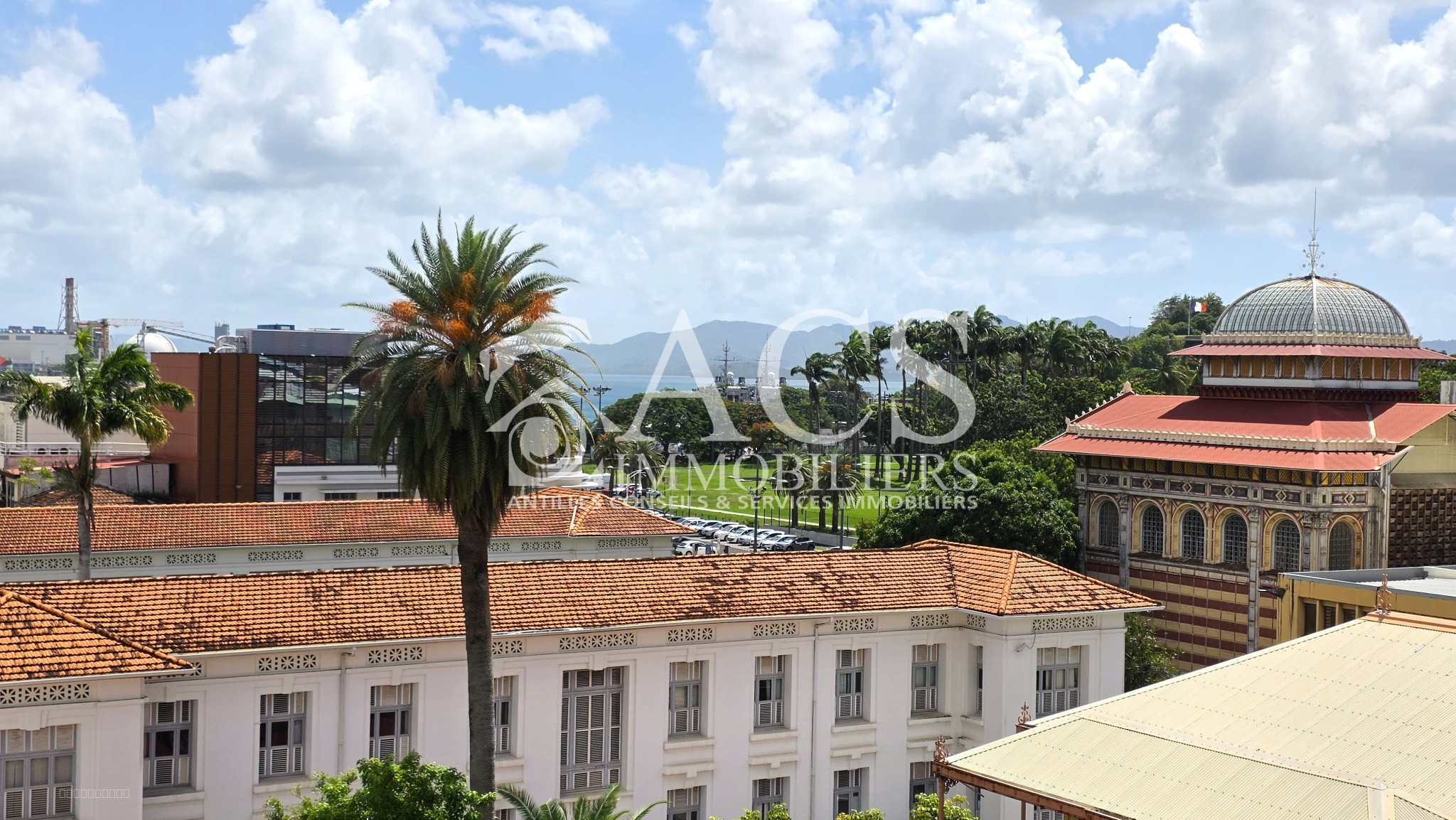 Studio avec balcon, vue mer et emplacement central   idéal résidence ou activité pro à FORT DE FRANCE — photo 4