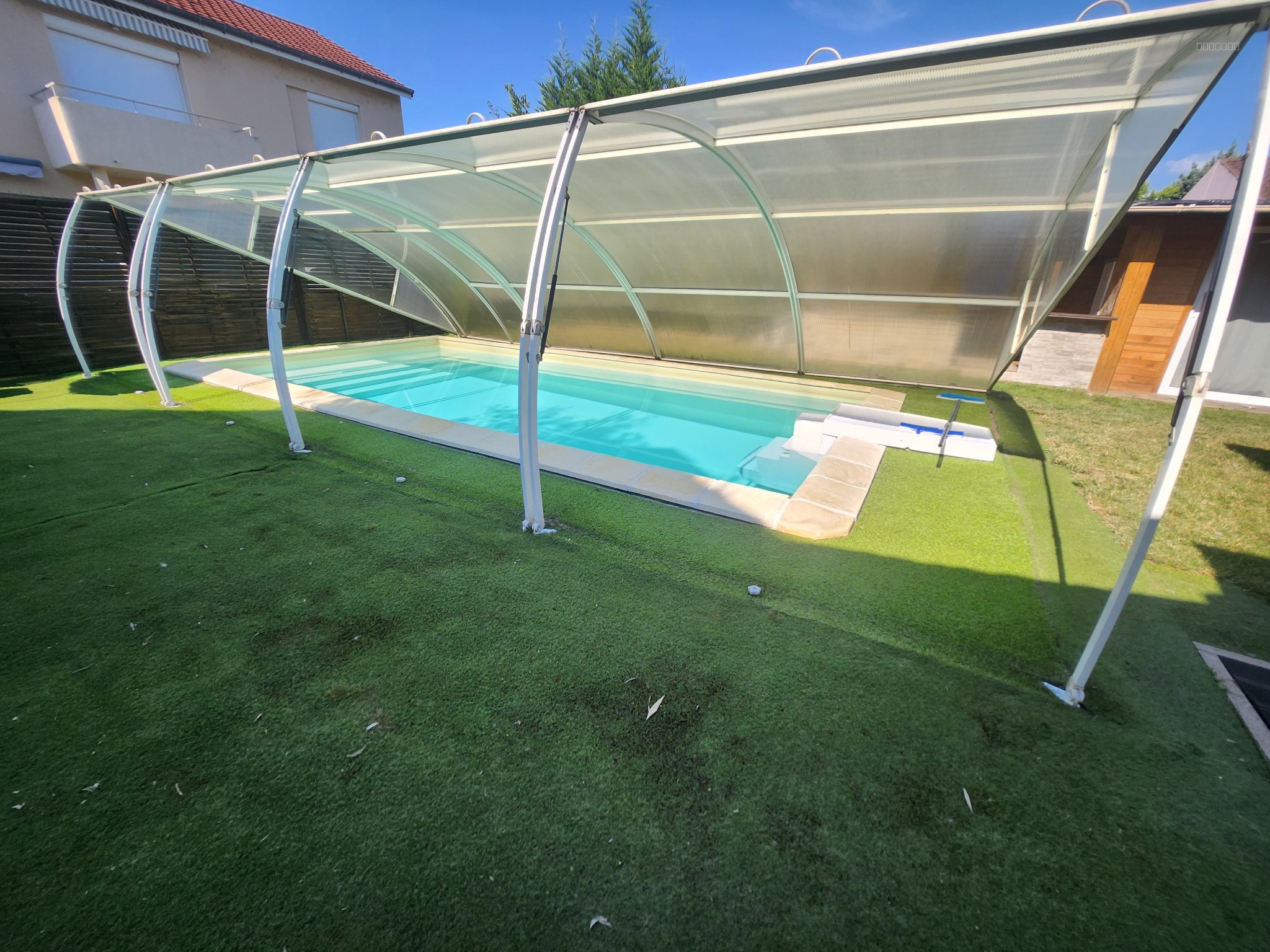 MAISON À FEURS AVEC PISCINE ET TERRAIN DE 500 m2 — photo 5